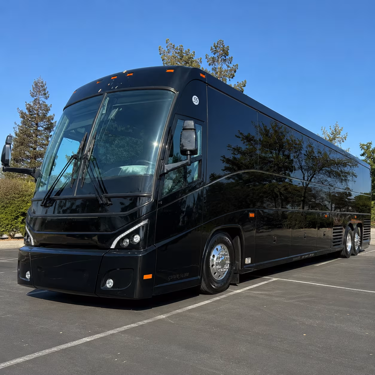 book a motorcoach to omaha st louis indianapolis or denver