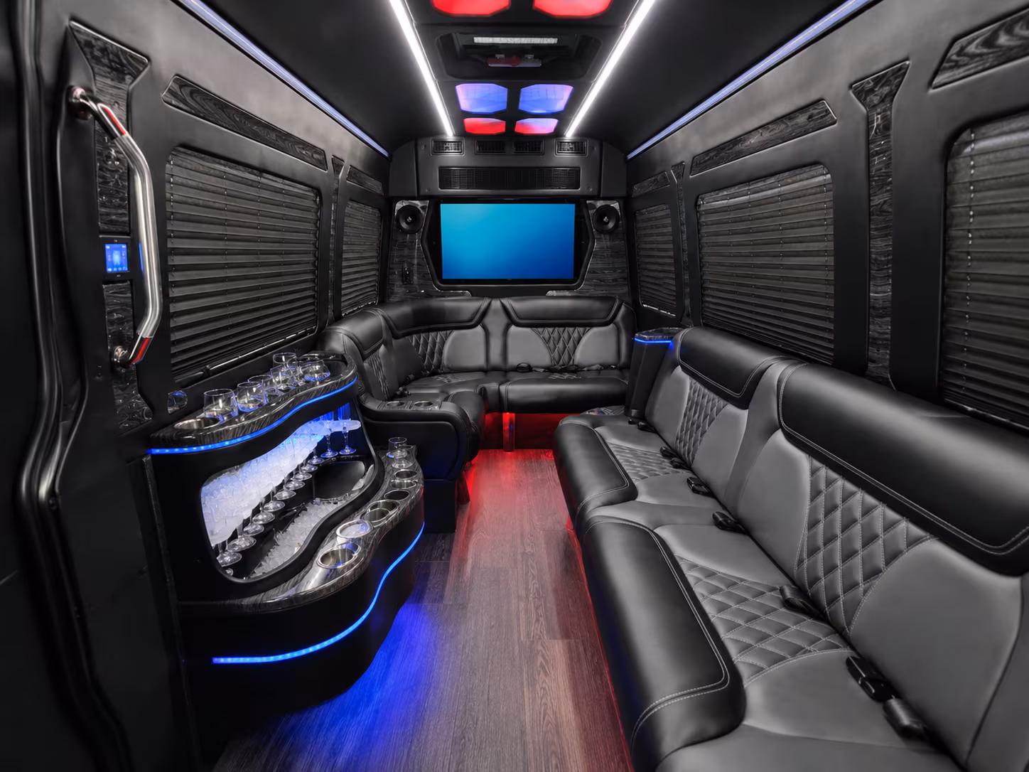 lawrencekscharterbusservices com makes airport transfers easy for federal and military travelers