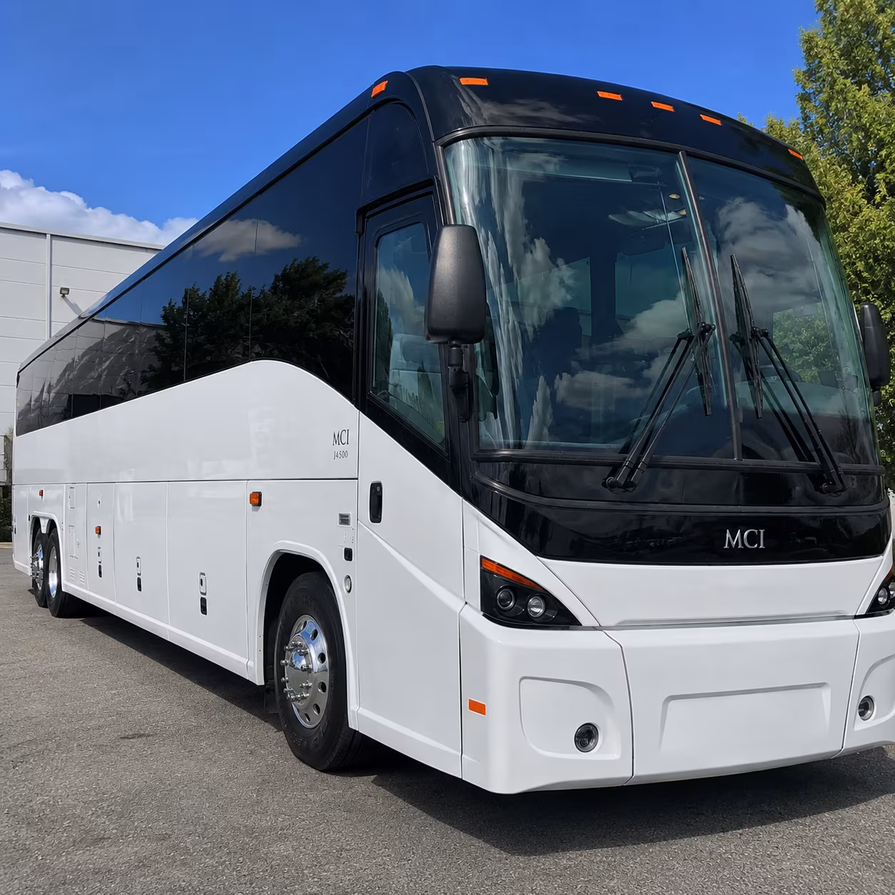multi stop hotel pickup loops to mci for large groups